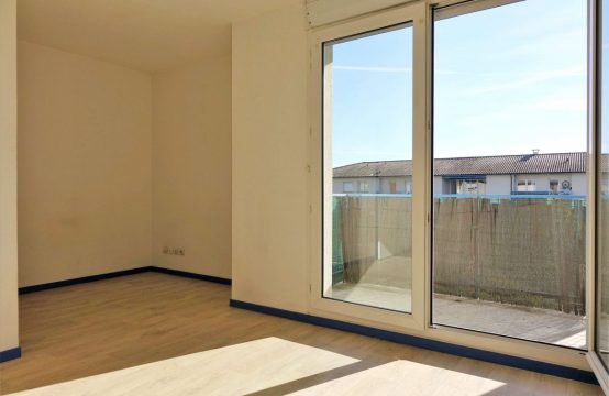 RENTED! BLAGNAC IUT T1 of 23 m ² + balcony and parking