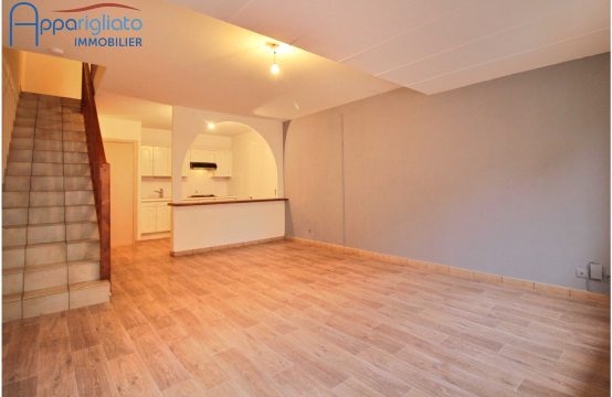 SOLD BLAGNAC Hypercentre Townhouse T3 of 67 m ² and Terrace 9 m ²