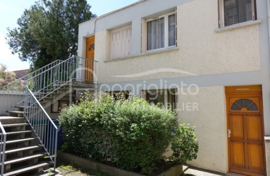 VENDU! TOULOUSE Cœur Bonnefoy Studio 26 m² au calme