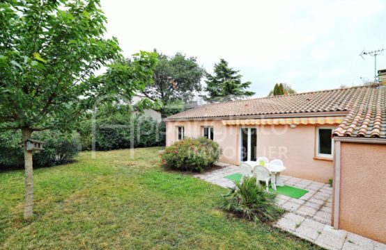 EXCLUSIVITÉ VENDU! CORNEBARRIEU Maison T5 Plain-pied évolutive avec Double Garage sur 650 m² piscinable