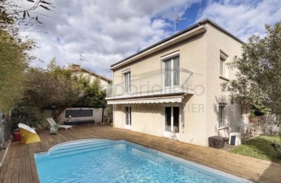 VENTE BLAGNAC Centre Maison individuelle T7 T8 avec Piscine